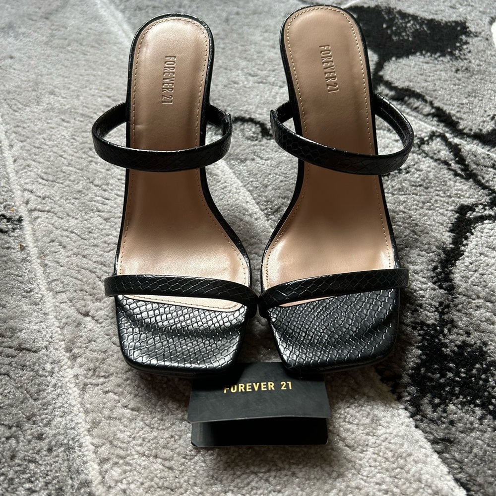 Forever 21 Black Textured Heels